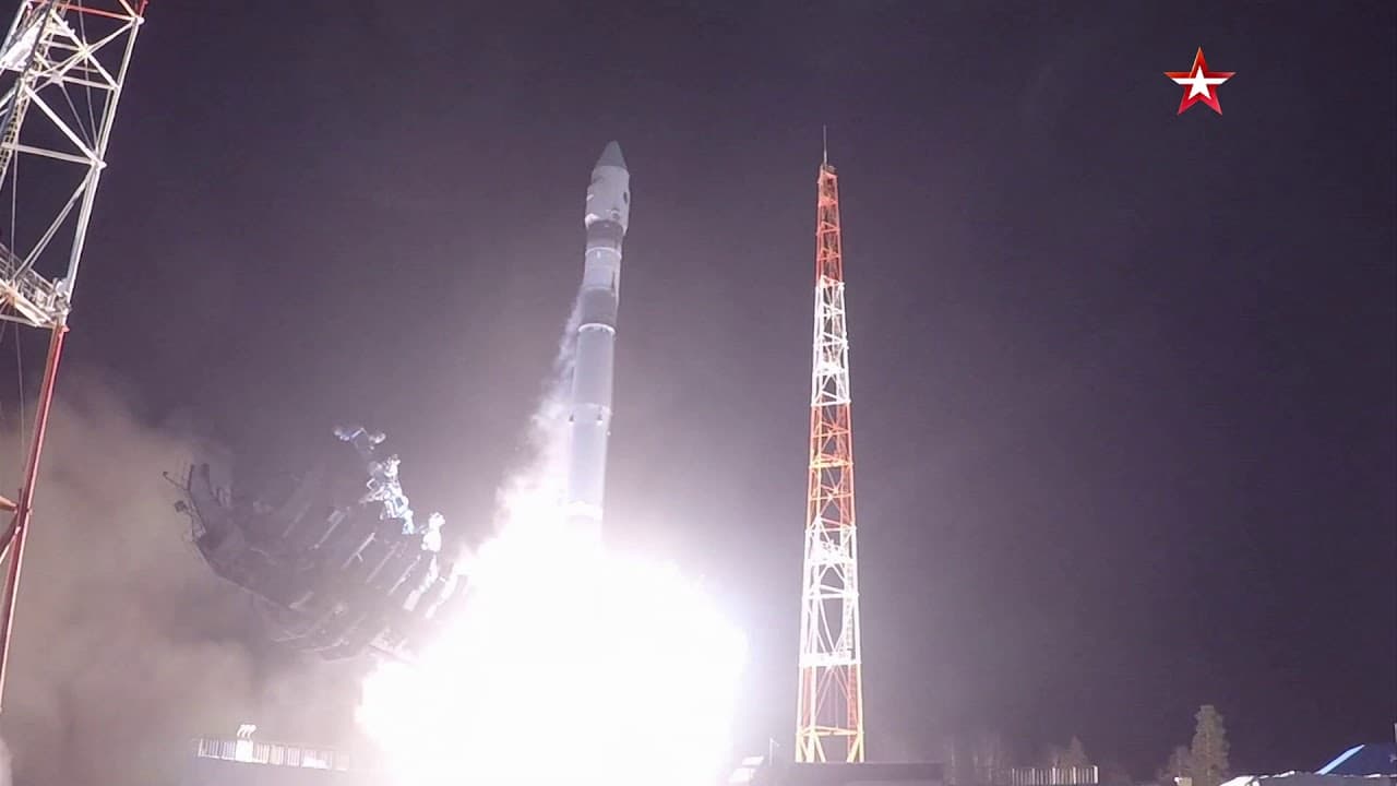 Пуск ракеты «Союз-2» с космодрома Плесецк