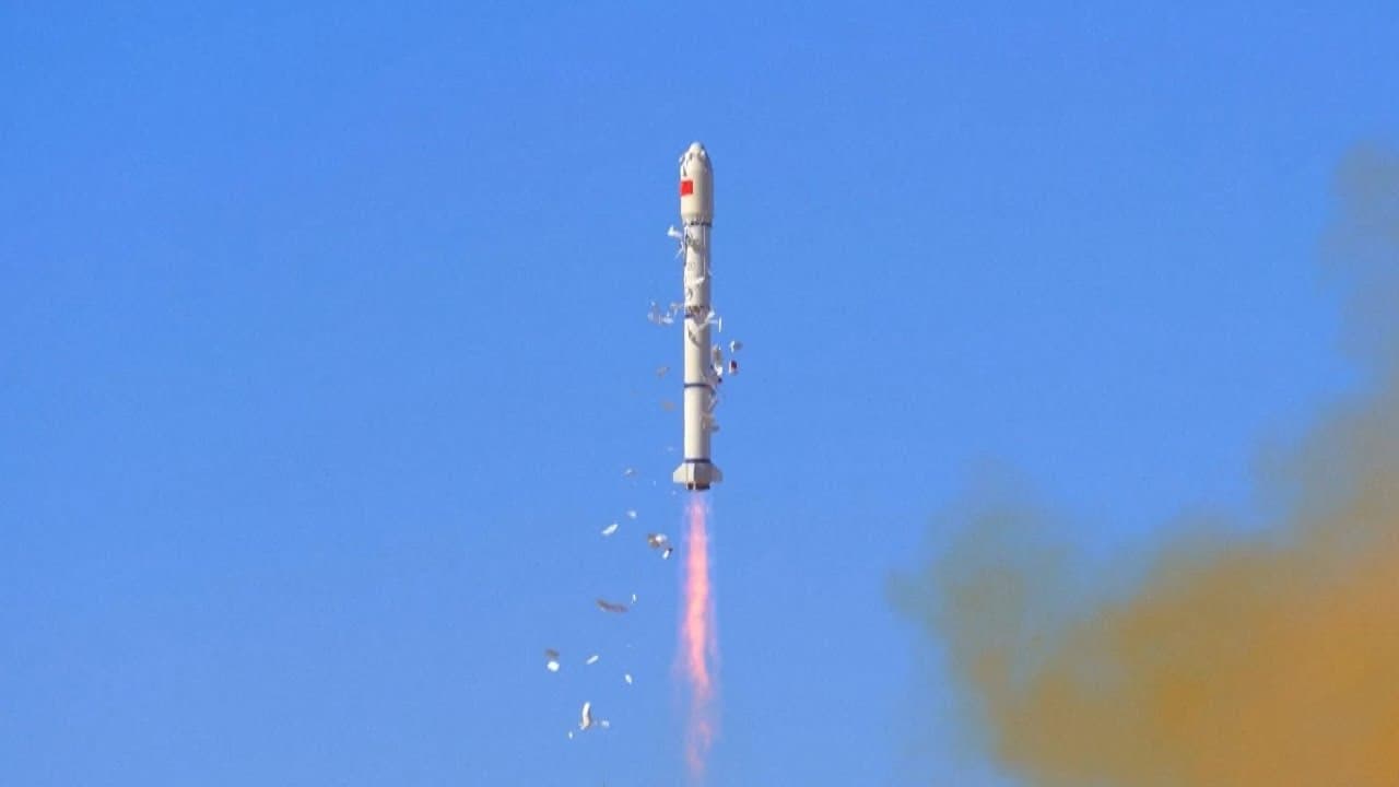 Long March-2C launches four PIESAT-2 satellites
